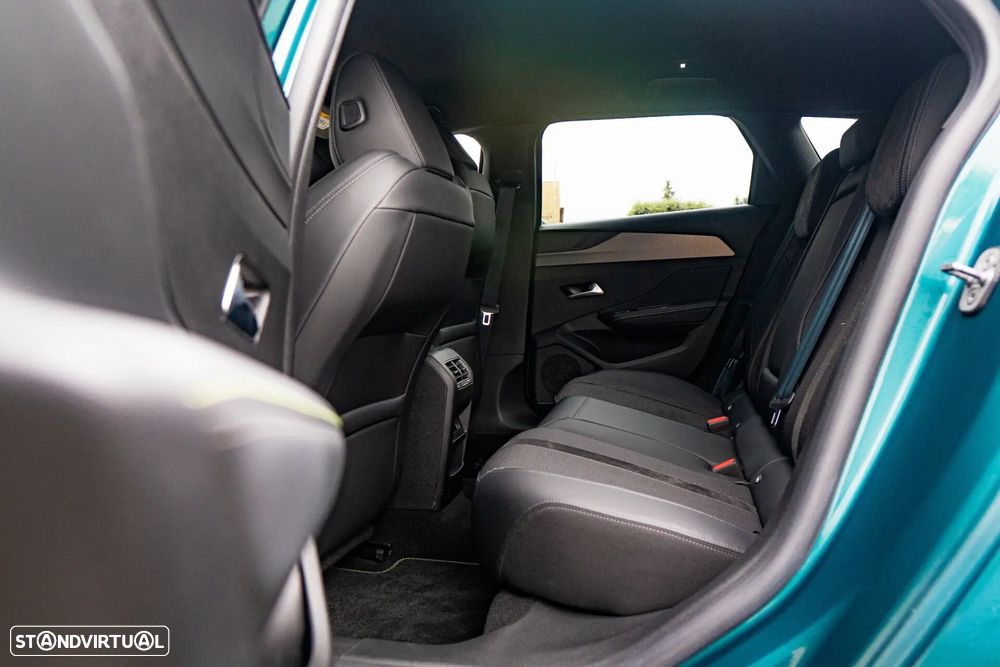 Peugeot 308 SW BlueHDi 130 EAT8 GT EXCLUSIVE - 34