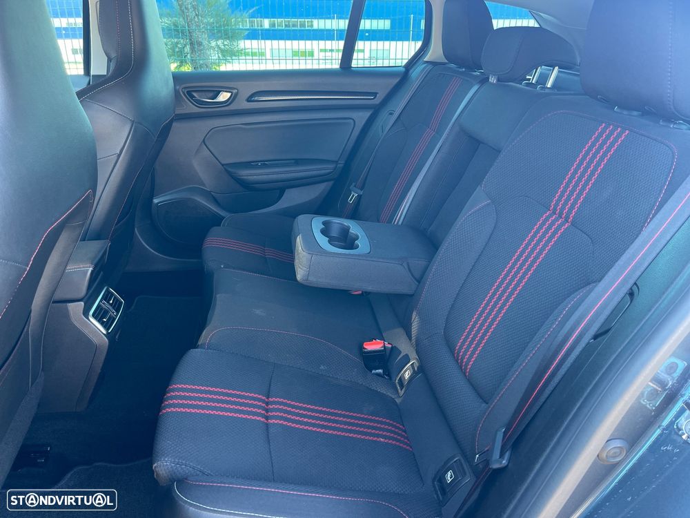 Renault Mégane Sport Tourer 1.5 Blue dCi R.S. Line - 23