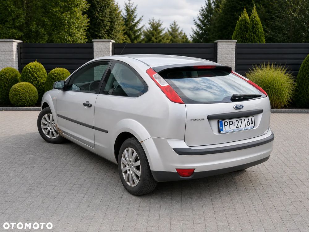 Ford Focus 1.4 16V Ambiente - 5