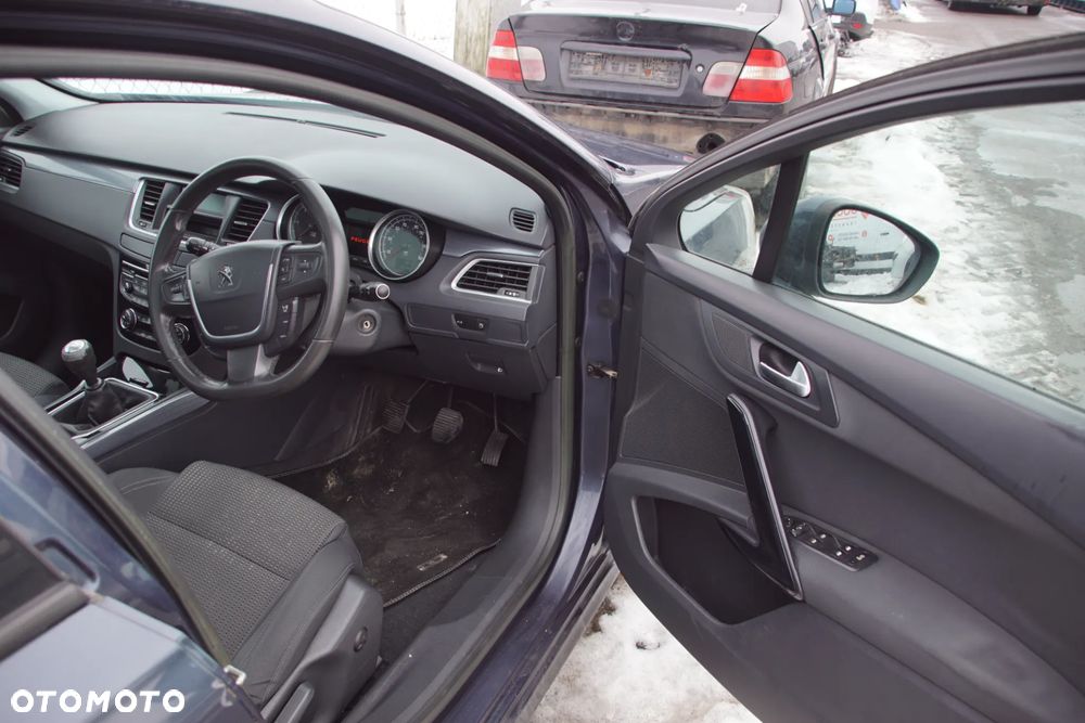 Auto na części - Peugeot 508 SW I 2.0 HDI 163 KM RH02 20MB27 KGN 2010R Silnik Skrzynia Drzwi Maska Klapa Zderzak Błotnik Szyba Lusterko Klamka Lampa Deska Kokpit Sterownik Moduł Czujnik Licznik Wyświetlacz Panel Kierownica - 9