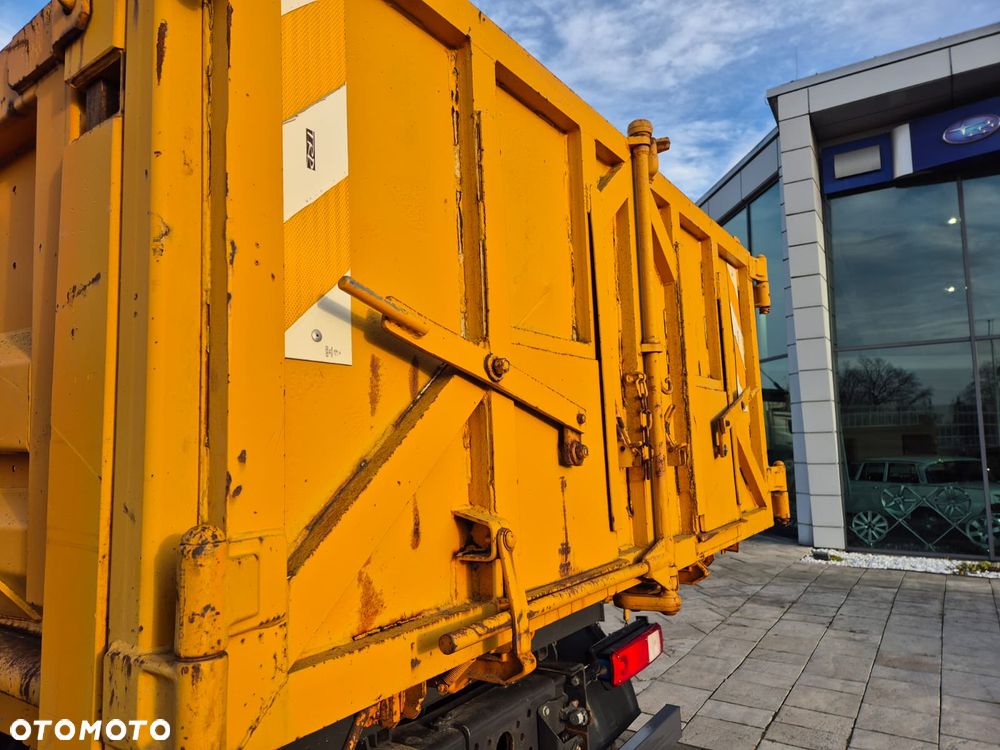 Renault PREMIUM DXI LANDER D 370 / 6X4 / WYWROTKA TYŁ / HYVA / HYDROBURTA Z BOKU / CZOŁOWNICA / NISKI PRZEBIEG / BEZWYPADKOWY / 6X4 / EURO 4 - 28