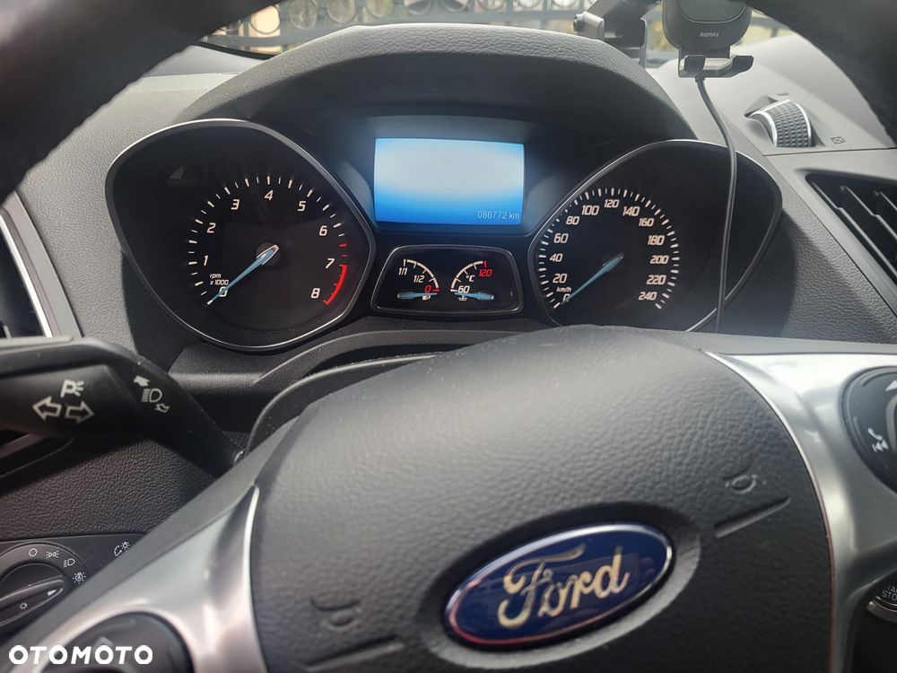 Ford Kuga - 8