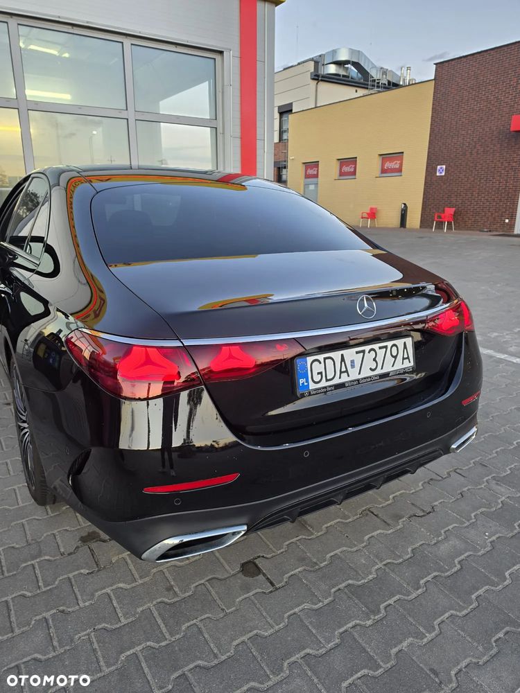 Mercedes-Benz Klasa E 220 d mHEV 4-Matic AMG 9G-Tronic - 3
