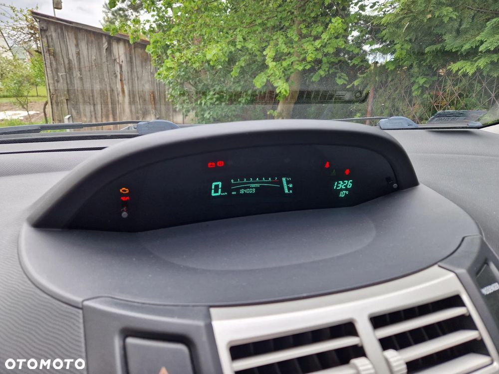 Toyota Yaris 1.3 Sol - 9