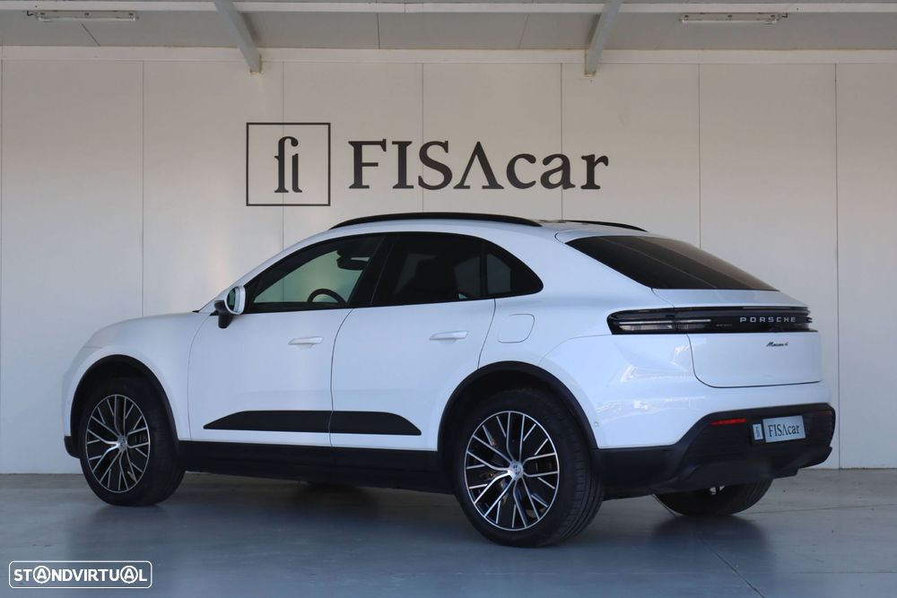 Porsche Macan Electric 4 - 9