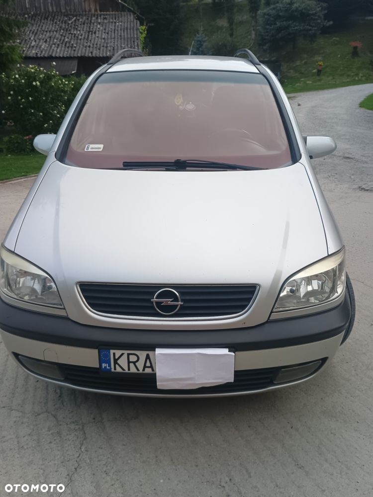 Opel Zafira - 1