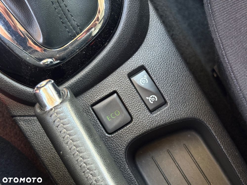 Renault Captur ENERGY TCe 120 EDC LIMITED - 24