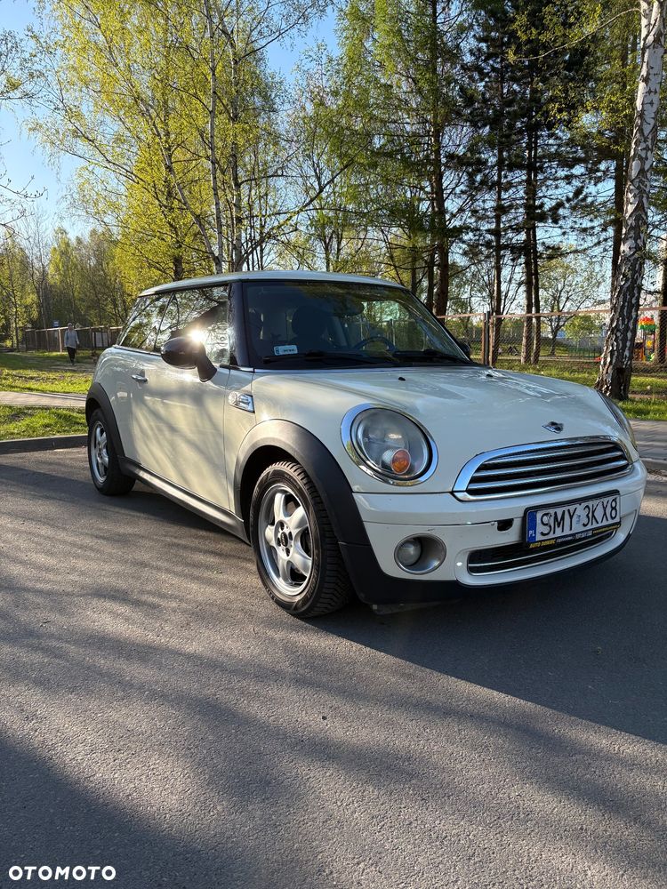 MINI Cooper Standard - 5