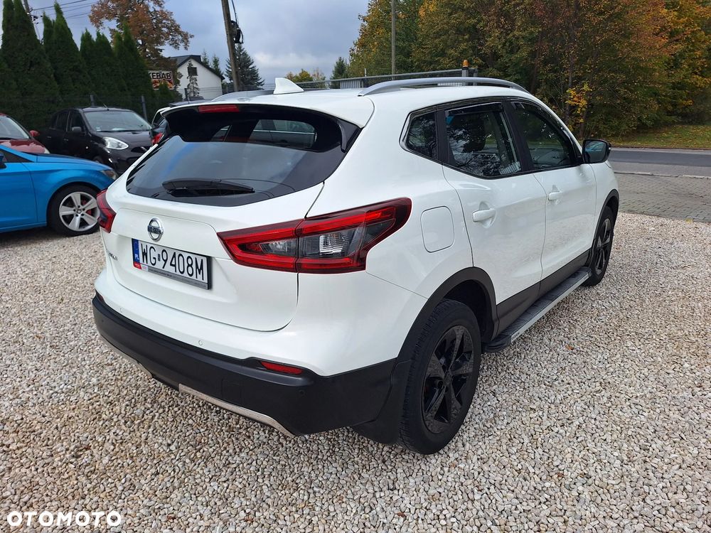Nissan Qashqai 1.3 DIG-T SHIRO - 7