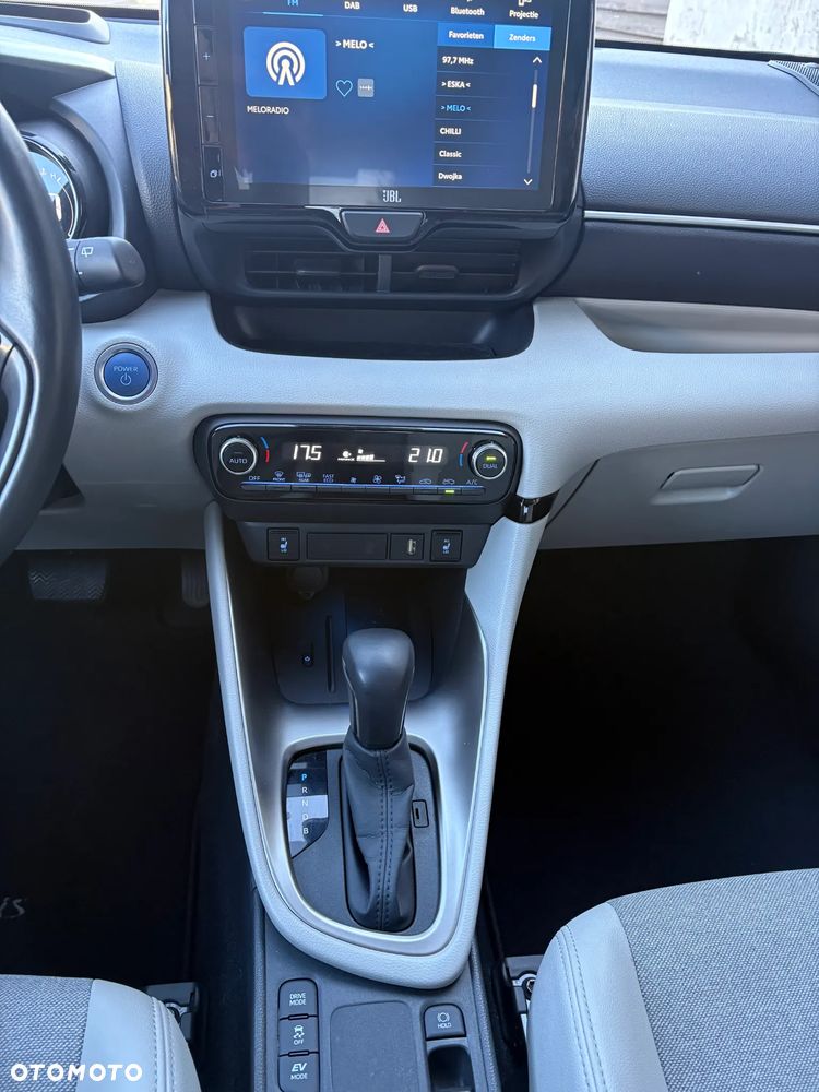 Toyota Yaris 1.5 VVT-i Style Selection - 12