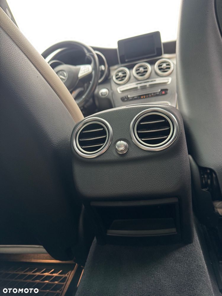 Mercedes-Benz Klasa C - 23