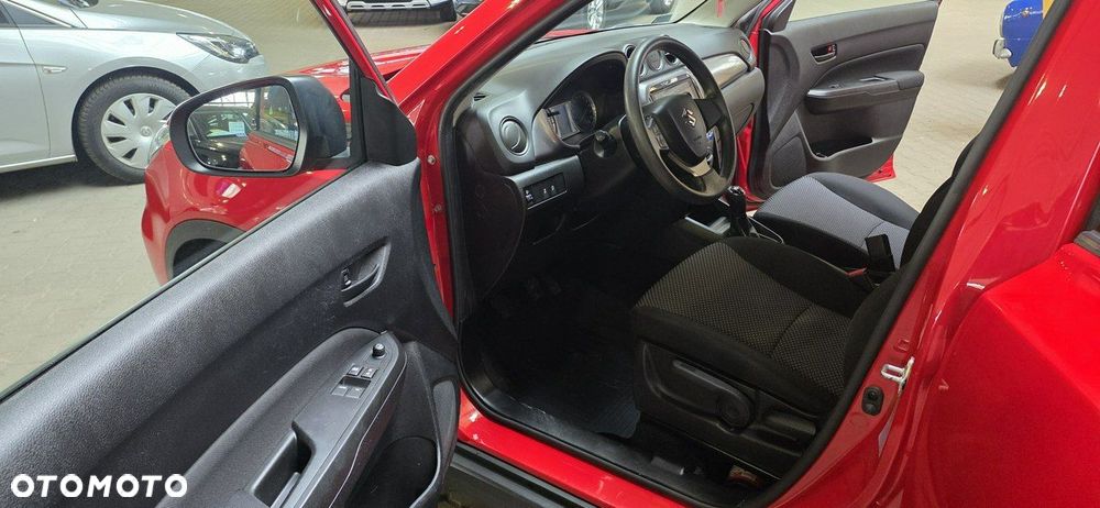 Suzuki Vitara - 11