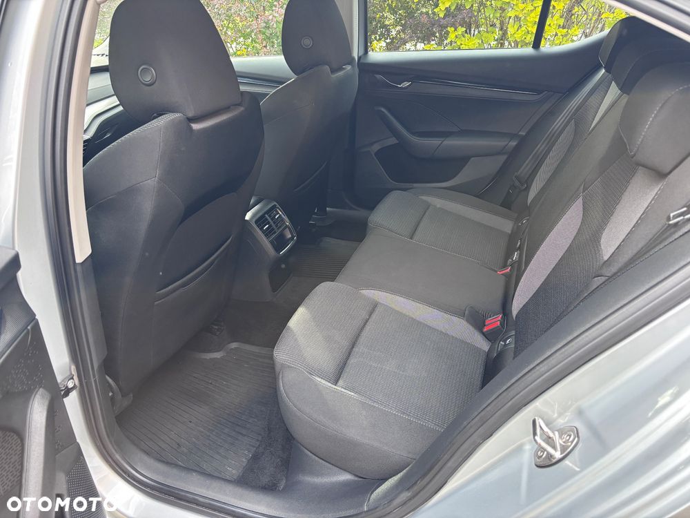 Skoda Octavia 2.0 TDI Ambition - 9