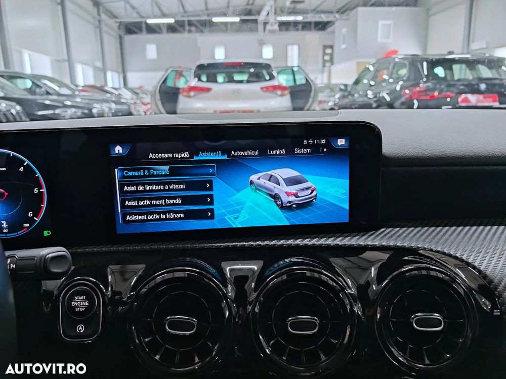 Mercedes-Benz A 180 d Sedan 7G-DCT - 12