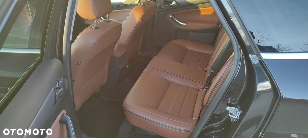 Ford Mondeo 2.0 TDCi Ghia - 20