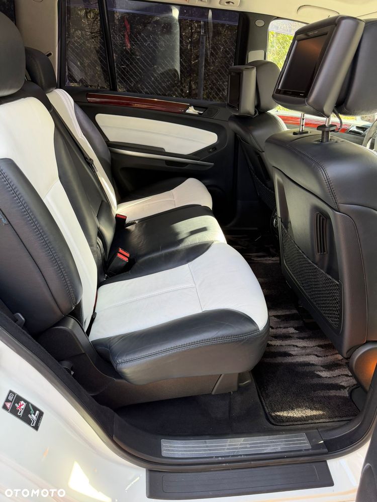 Mercedes-Benz GL 500 - 13