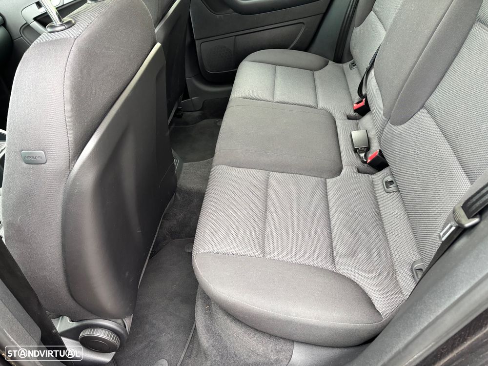 Audi A3 Sportback 1.6 TDI Ambition - 14