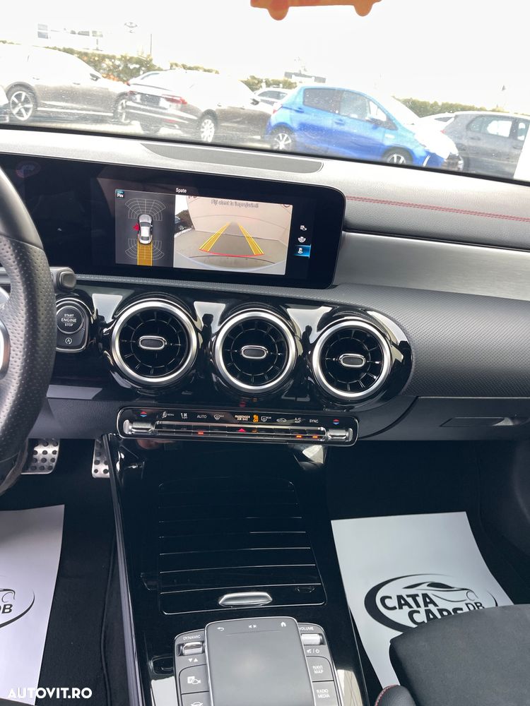 Mercedes-Benz CLA - 33