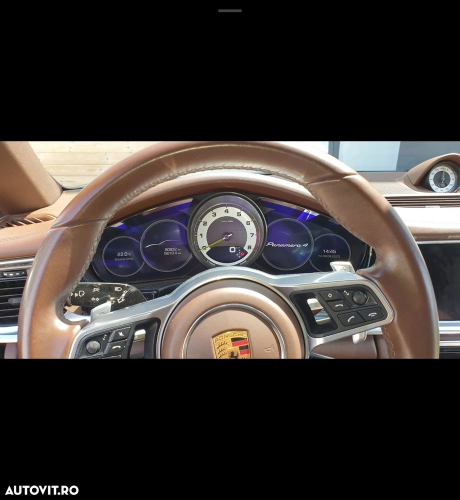 Porsche Panamera 4 E-Hybrid Executive - 7