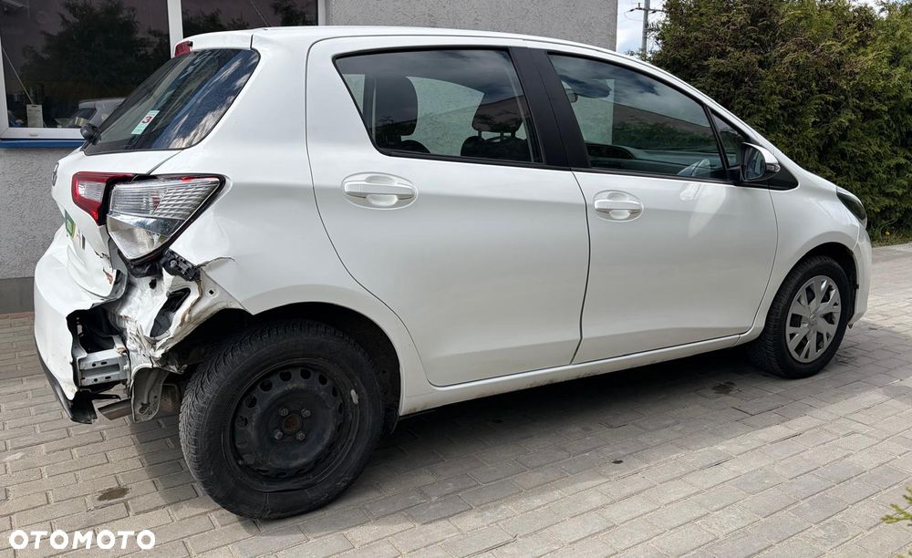 Toyota Yaris - 6