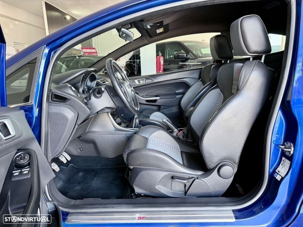 Ford Fiesta 1.0 T EcoBoost STLine - 13
