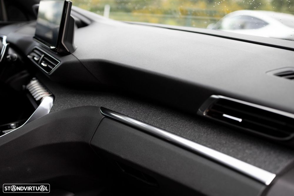 Peugeot 3008 1.6 Hybrid Allure e-EAT8 - 39