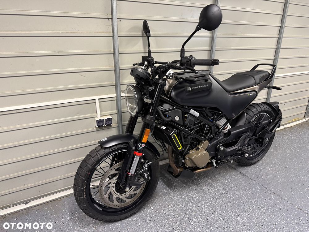 Husqvarna Svartpilen - 10