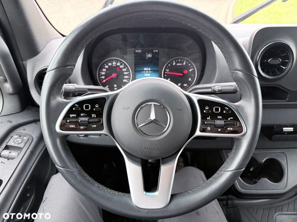Mercedes-Benz Sprinter 519 CDI OM654 - 14