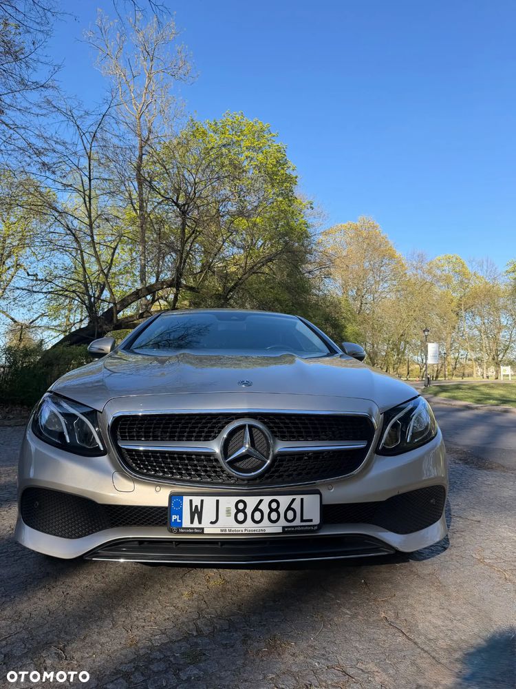 Mercedes-Benz Klasa E 200 4-Matic 9G-TRONIC - 12