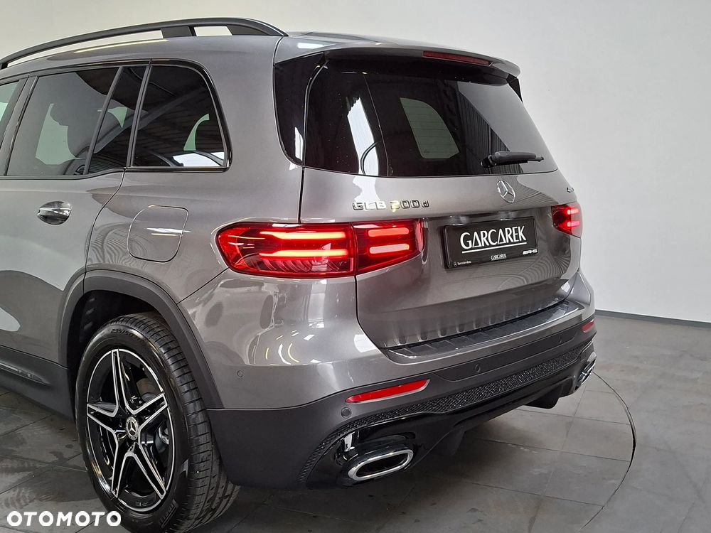 Mercedes-Benz GLB 200 d 4-Matic AMG Line 8G-DCT - 5