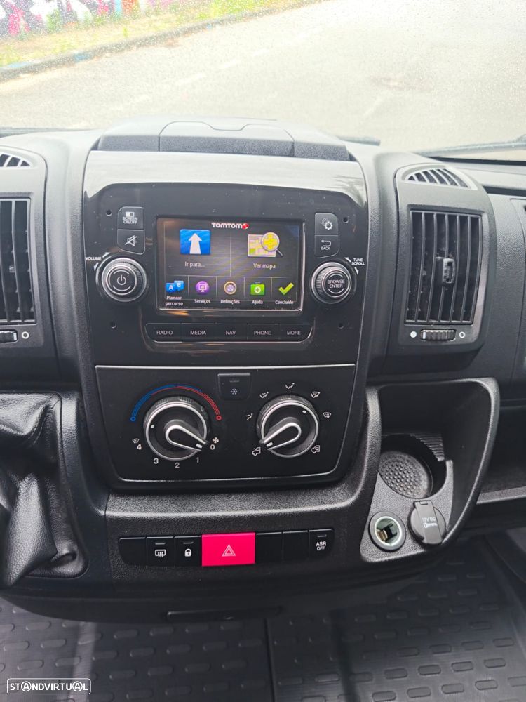 Peugeot Boxer 2.2 BlueHDi L3H2 - 11