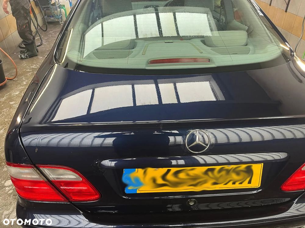 Mercedes-Benz CLK - 13