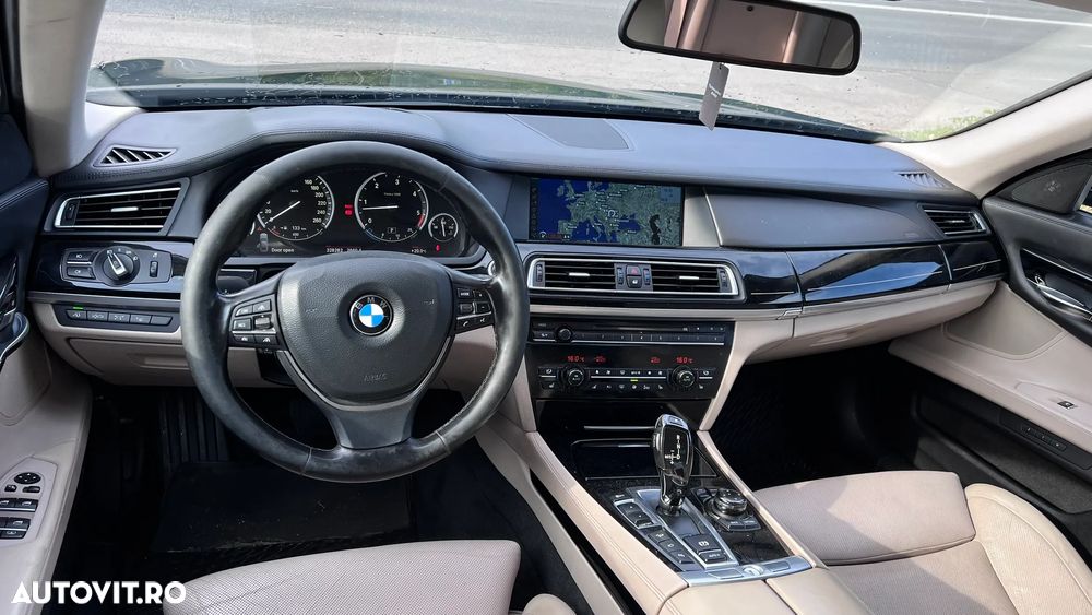 BMW Seria 7 740d xDrive Aut. - 7