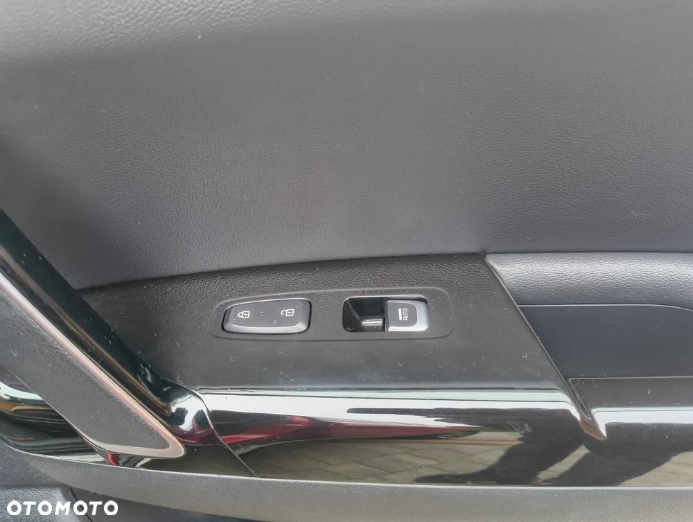 Kia Sportage 1.6 T-GDI Business Line 4WD DCT - 29