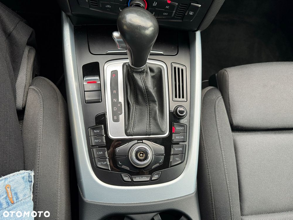 Audi Q5 2.0 TDI Quattro S tronic - 27