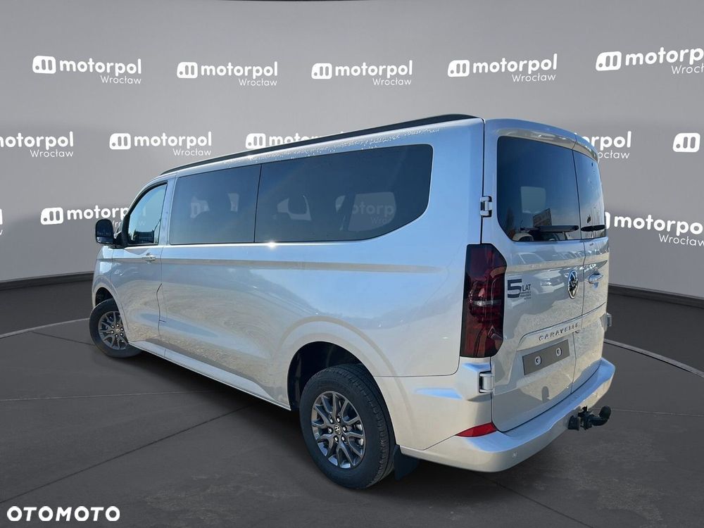 Volkswagen Caravelle - 4