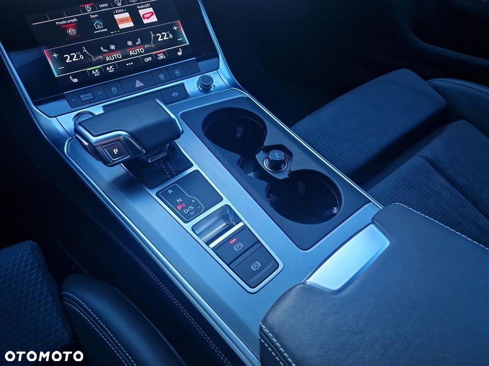 Audi A6 Avant - 14