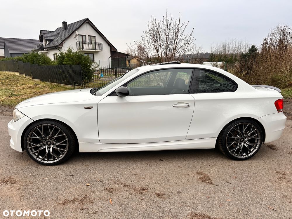 BMW Seria 1 120d DPF - 9
