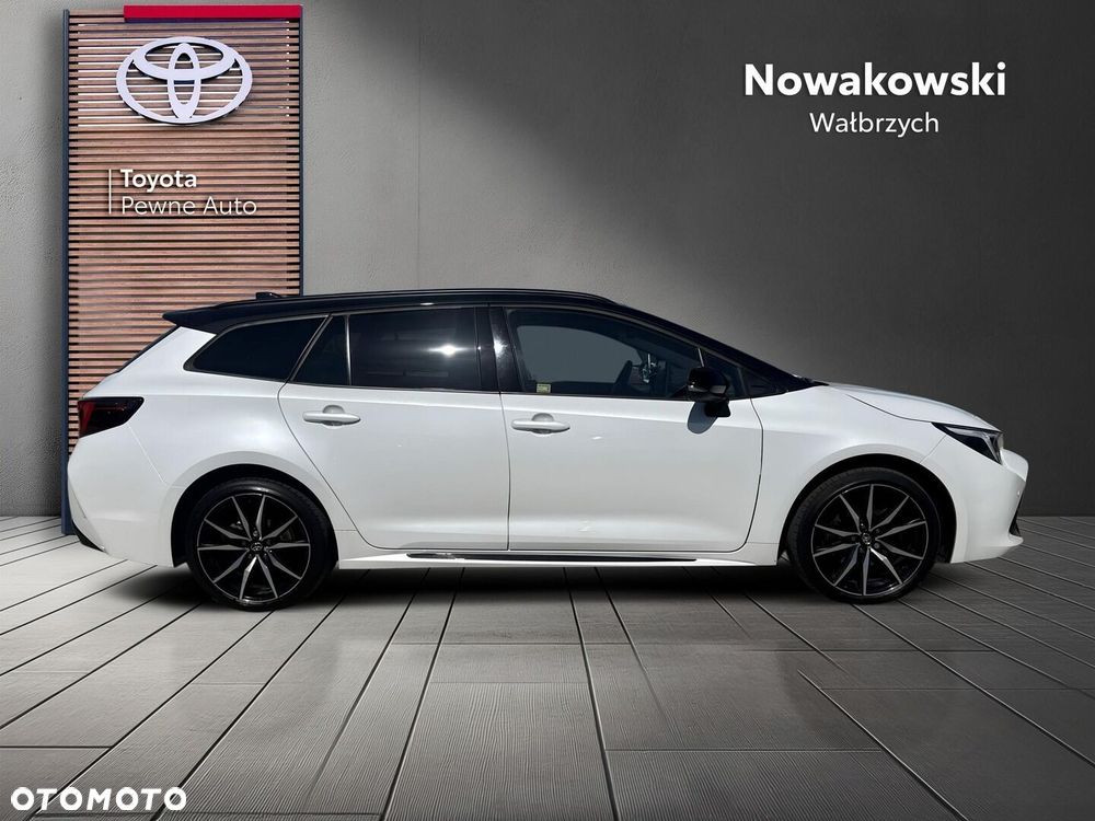 Toyota Corolla 2.0 Hybrid GR Sport Dynamic - 6