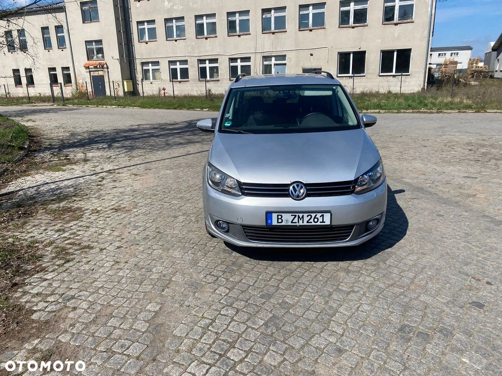 Volkswagen Touran 2.0 TDI DPF DSG STYLE - 8