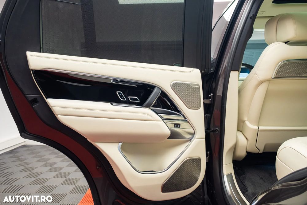 Land Rover Range Rover 3.0 I6 D350 MHEV Autobiography - 39