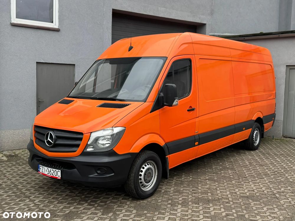 Mercedes-Benz Sprinter - 9