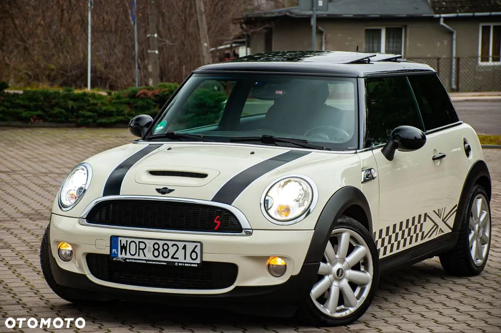 MINI Cooper S 50 Camden - 17