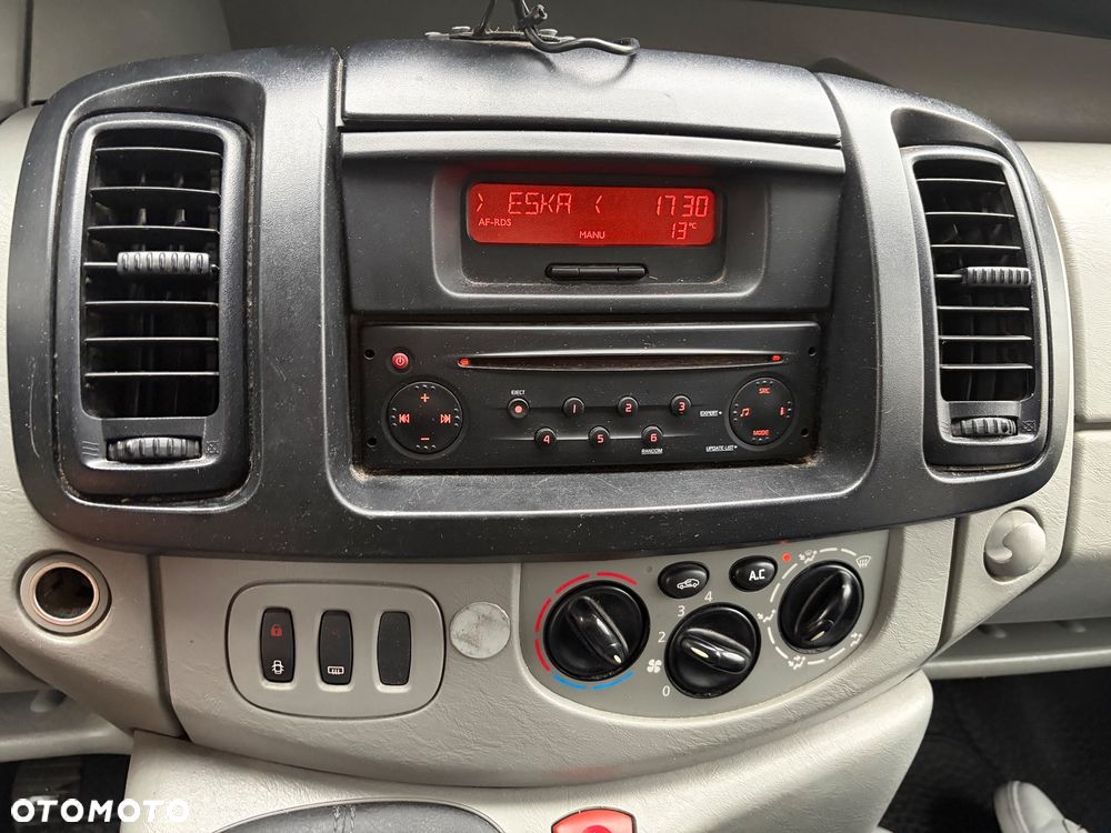 Renault Trafic - 14