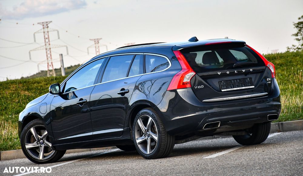 Volvo V60 D6 Plug-In-Hybrid AWD Geartronic Summum - 5