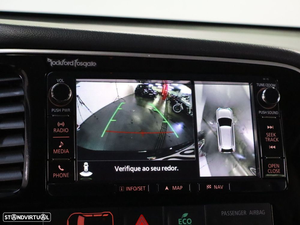 Mitsubishi Outlander 2.0 Intense Navi - 18