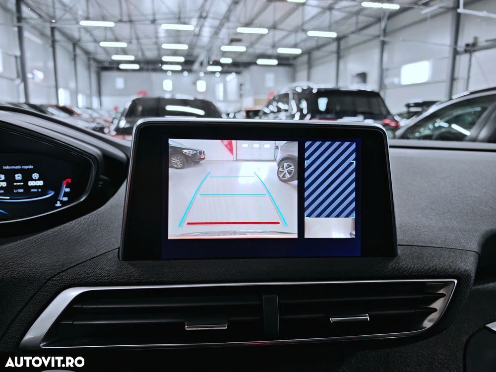 Peugeot 3008 PureTech 130 Stop & Start GPF EAT8 Allure - 11