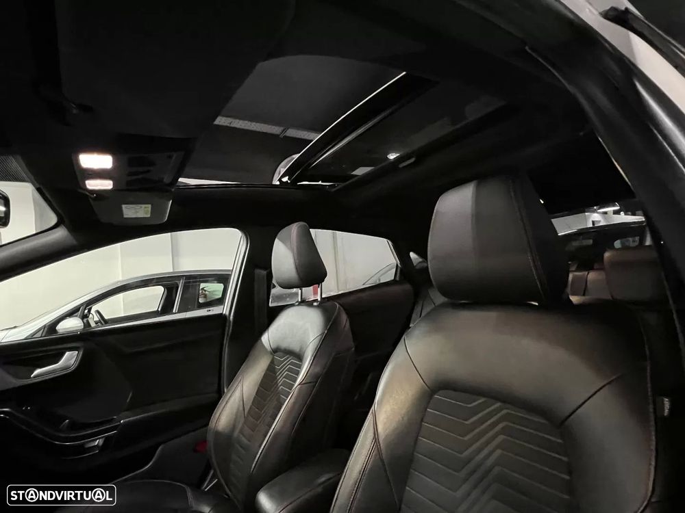 Ford Puma 1.0 EcoBoost MHEV ST-Line X Vivid Ruby Edition - 12