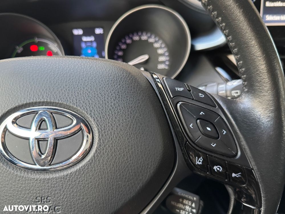 TOYOTA C-HR 2021 — imagine 11