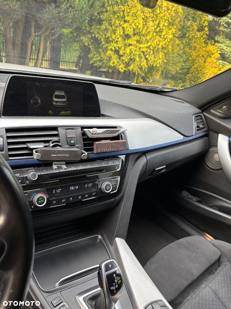 BMW Seria 3 330i xDrive M Sport Shadow sport - 7